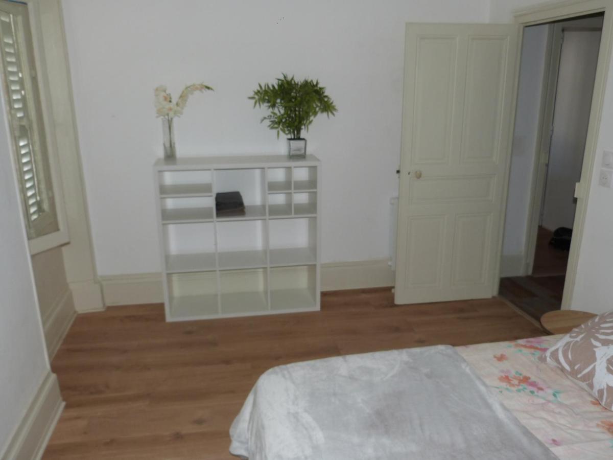 Le Compostelle Apartment Issoudun Exterior photo