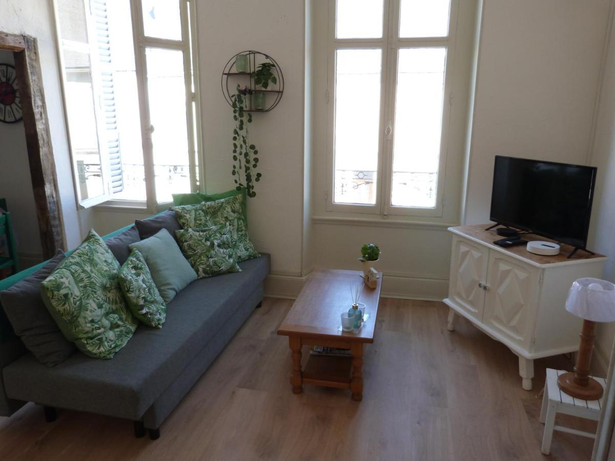 Le Compostelle Apartment Issoudun Exterior photo
